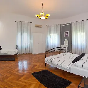  Apartamento Barbara